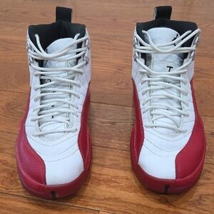 Men's White and Red High-Top Basketball Shoes